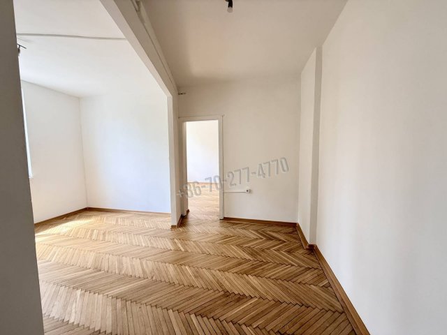 Eladó téglalakás, Tatabányán, Építők útján 41.99 M Ft