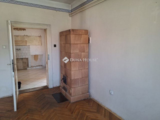 Eladó családi ház, Toronyon 47.4 M Ft, 4 szobás