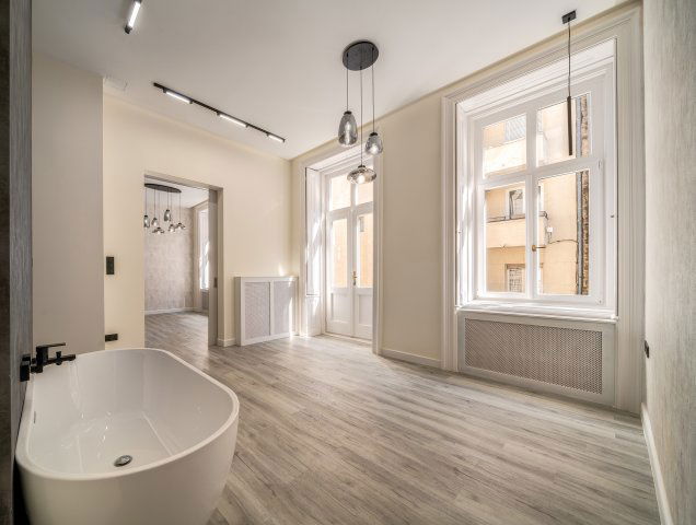 Eladó téglalakás, Budapesten, V. kerületben, Molnár utcában