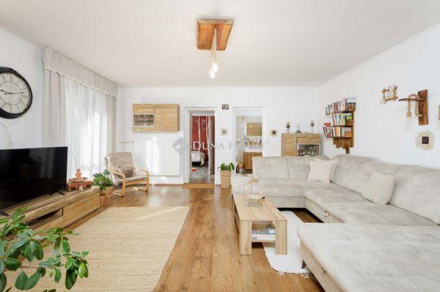 Eladó családi ház, Ásványrárón 94.9 M Ft, 6 szobás