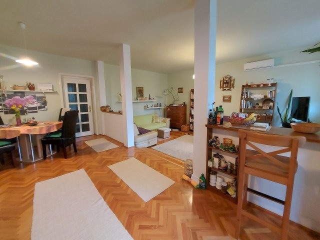 Eladó ikerház, Szolnokon 79 M Ft, 4 szobás / költözzbe.hu