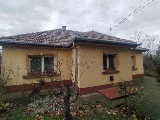 Eladó családi ház, Tápiószelén 29.9 M Ft, 3 szobás