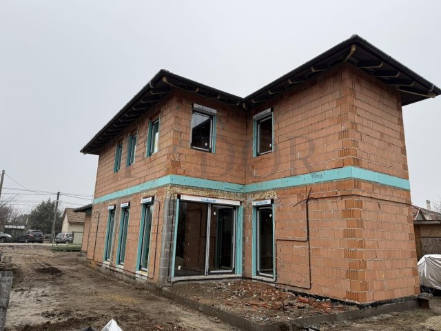 Eladó családi ház, Gyálon 144.9 M Ft, 5 szobás