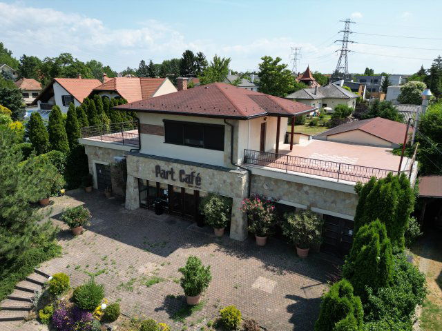 Eladó családi ház, Dunakeszin 586.5 M Ft, 7 szobás