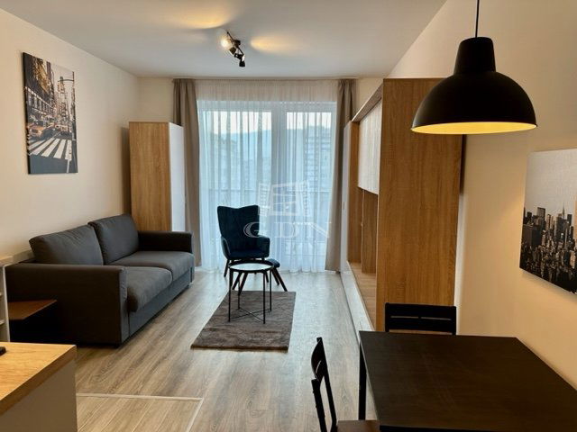 Eladó téglalakás, Budapesten, III. kerületben 72.9 M Ft