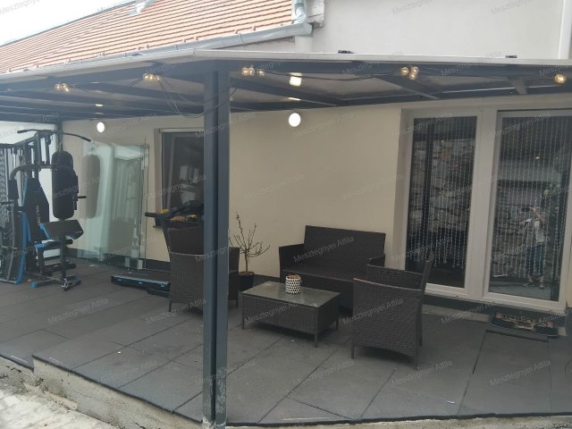 Eladó családi ház, Sopronban 89.99 M Ft, 4 szobás