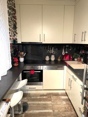 Eladó panellakás, Keszthelyen 67.5 M Ft, 3 szobás