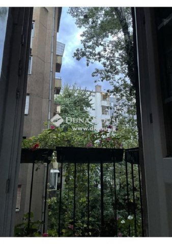 Eladó téglalakás, Budapesten, I. kerületben 305 M Ft, 1 szobás