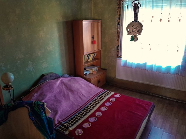 Eladó családi ház, Debrecenben 39.99 M Ft, 3 szobás