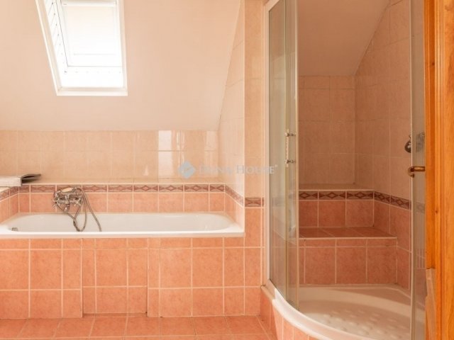 Eladó családi ház, Budapesten, XVIII. kerületben 148 M Ft