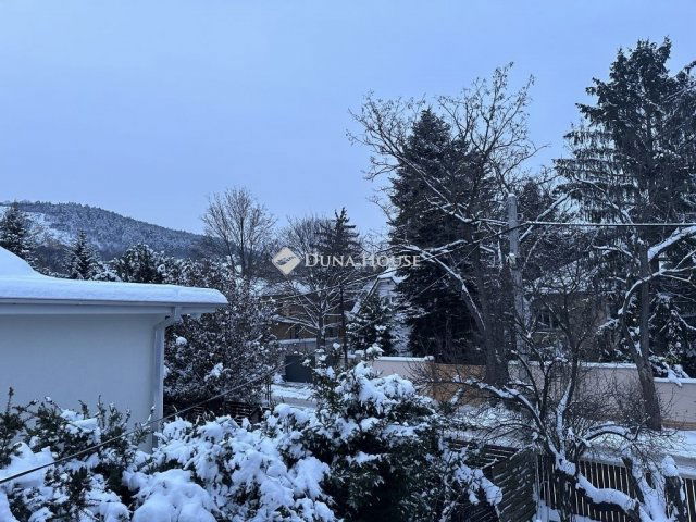 Eladó családi ház, Budapesten, III. kerületben 169 M Ft