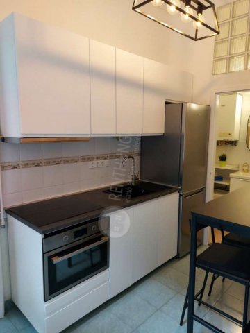 Kiadó téglalakás, albérlet, VI. kerületben, Szondi utcában