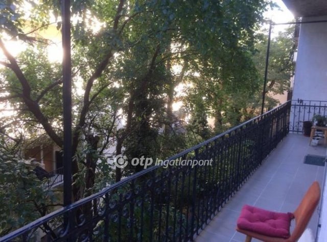 Eladó téglalakás, Budapesten, I. kerületben 145 M Ft, 2 szobás