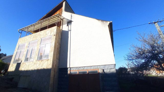 Eladó családi ház, Eszteregnyén 44.9 M Ft, 5 szobás