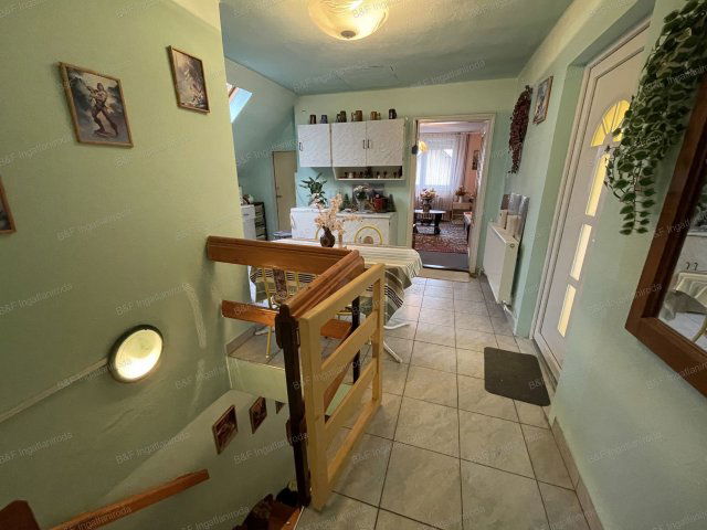 Eladó családi ház, Hajdúszoboszlón 119.9 M Ft, 6+1 szobás