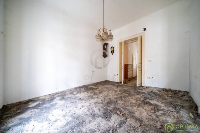 Eladó téglalakás, Budapesten, VII. kerületben 79 M Ft, 2 szobás