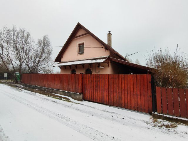 Eladó nyaraló, Markazon 55 M Ft, 2 szobás / költözzbe.hu
