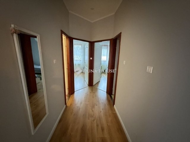 Eladó családi ház, Orosházán 54 M Ft, 4+1 szobás