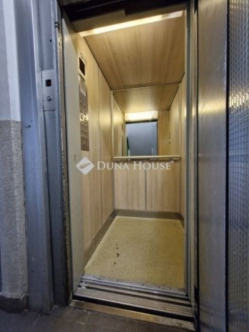 Eladó panellakás, Budapesten, IX. kerületben 69.9 M Ft, 2 szobás