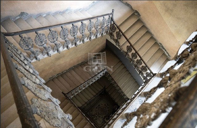 Kiadó téglalakás, albérlet, Budapesten, VI. kerületben