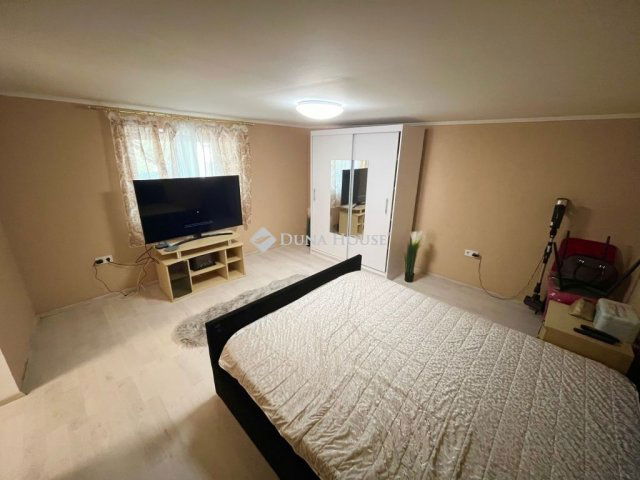 Eladó családi ház, Bodajkon 29.9 M Ft, 2 szobás