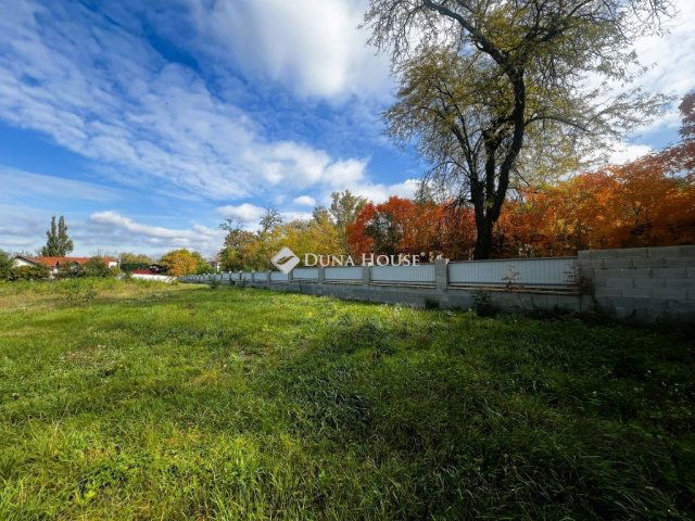 Eladó telek, Esztergomban 75 M Ft / költözzbe.hu