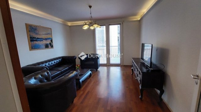 Eladó téglalakás, Debrecenben 87.9 M Ft, 3 szobás