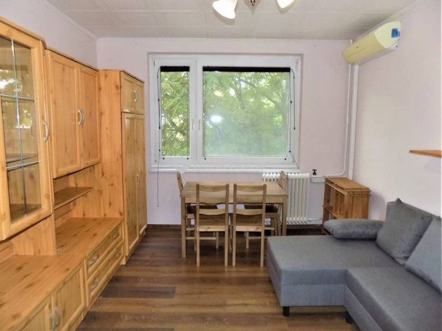 Kiadó panellakás, albérlet, Debrecenben 190 E Ft / hó, 2 szobás