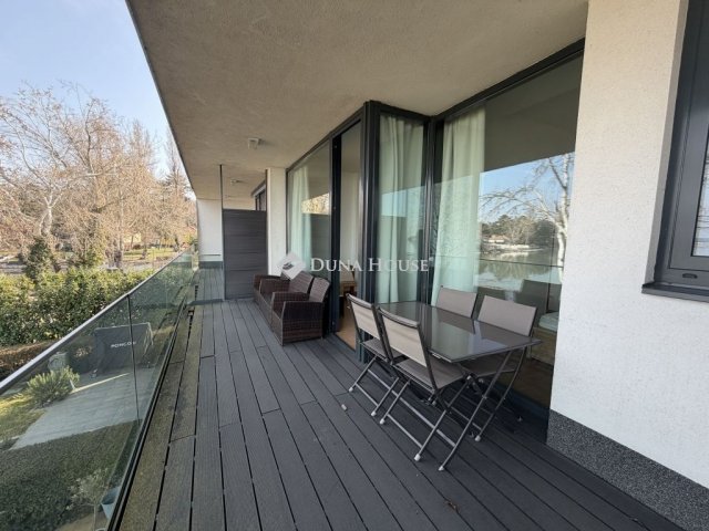 Eladó téglalakás, Siófokon 149.9 M Ft, 3 szobás