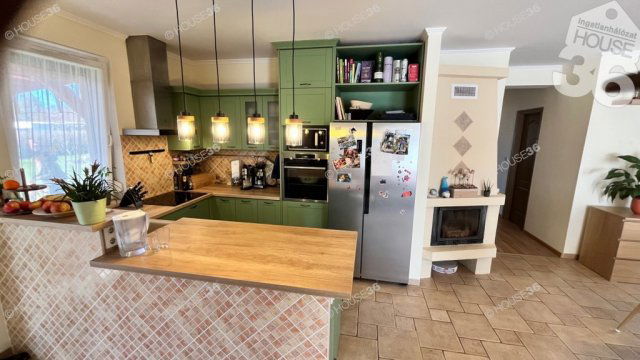 Eladó családi ház, Kecskeméten 110 M Ft, 4 szobás