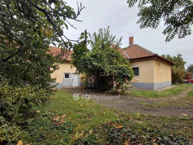Eladó családi ház, Hatvanban 67.9 M Ft, 4 szobás
