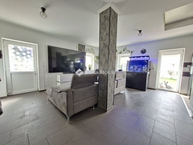 Eladó ikerház, Gyömrőn 89.9 M Ft, 3 szobás