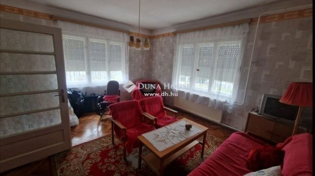 Eladó családi ház, Gyálon 73 M Ft, 4 szobás