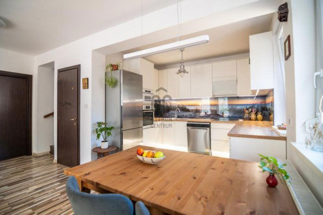 Eladó ikerház, Budapesten, XVIII. kerületben 164.9 M Ft, 5 szobás