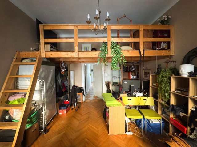 Eladó téglalakás, Budapesten, VI. kerületben, Bajza utcában