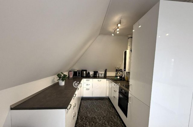 Eladó téglalakás, Budaörsön 114.9 M Ft, 2+2 szobás