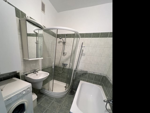 Kiadó téglalakás, albérlet, Békéscsabán 130 E Ft / hó