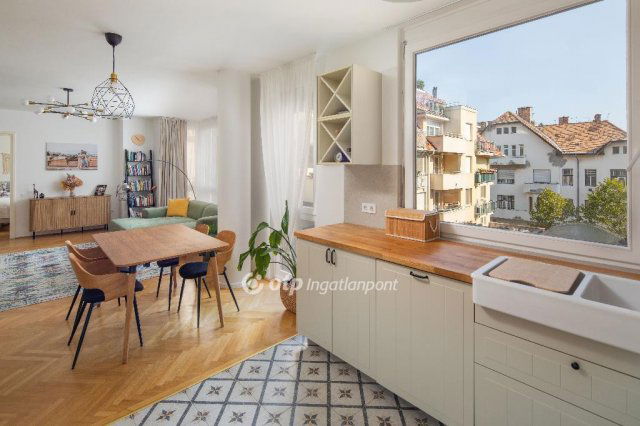 Eladó téglalakás, Budapesten, I. kerületben 199 M Ft, 3 szobás