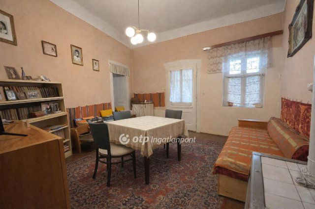 Eladó családi ház, Derecskén 60 M Ft, 6 szobás