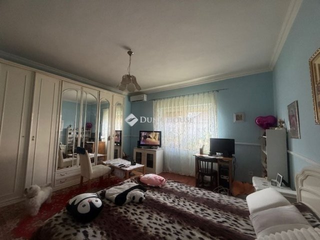 Eladó családi ház, Vecsésen 62 M Ft, 2 szobás