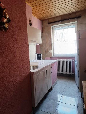 Kiadó téglalakás, albérlet, Tatabányán 150 E Ft / hó