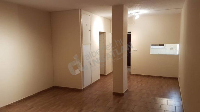 Kiadó téglalakás, albérlet, XIII. kerületben, Radnóti Miklós utcában