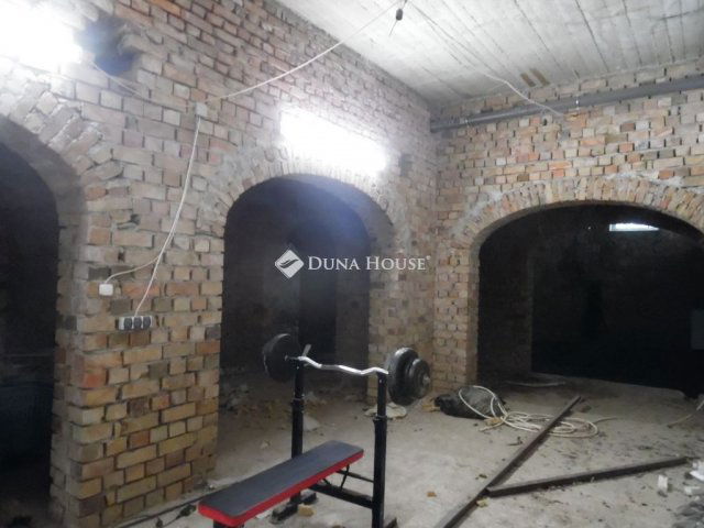 Eladó ipari ingatlan, Budapesten, XXIII. kerületben 55 M Ft