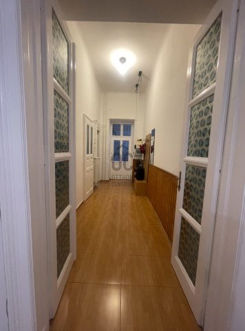 Eladó téglalakás, Budapesten, VI. kerületben 89.9 M Ft, 2 szobás