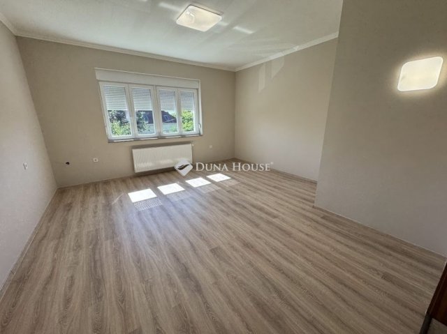 Eladó családi ház, Budapesten, XXI. kerületben 93.9 M Ft