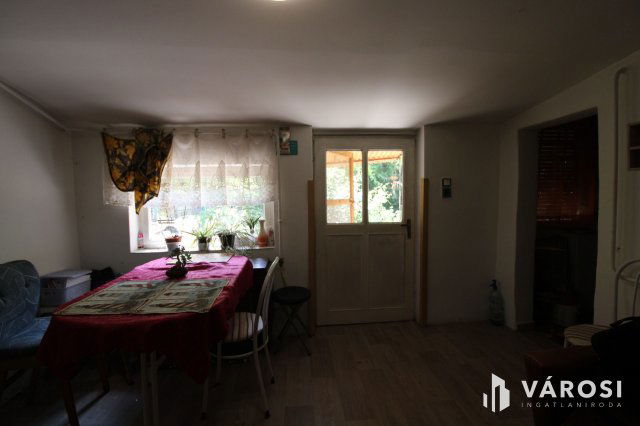 Eladó családi ház, Sarkadon 8 M Ft, 2+1 szobás