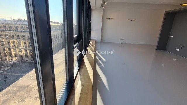 Eladó téglalakás, Budapesten, V. kerületben 207 M Ft, 2 szobás