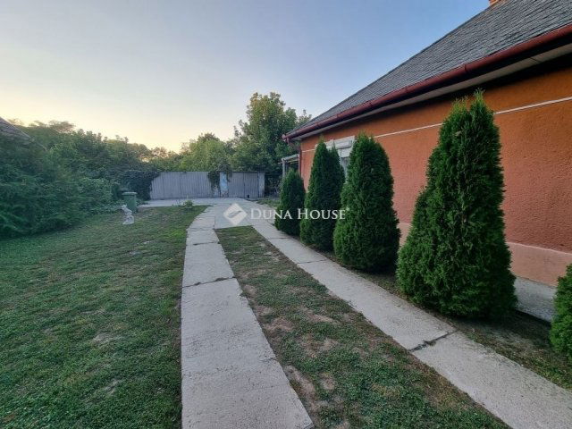 Eladó családi ház, Tóalmáson 44 M Ft, 4 szobás