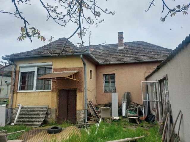 Eladó családi ház, Döbröközön 6.99 M Ft, 2 szobás