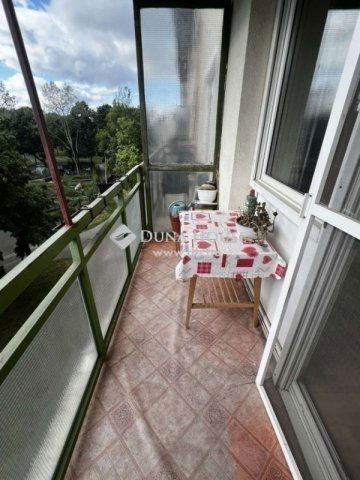 Eladó panellakás, Budapesten, XV. kerületben 63.9 M Ft, 3 szobás
